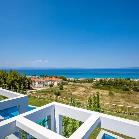 Sunrise Villa *